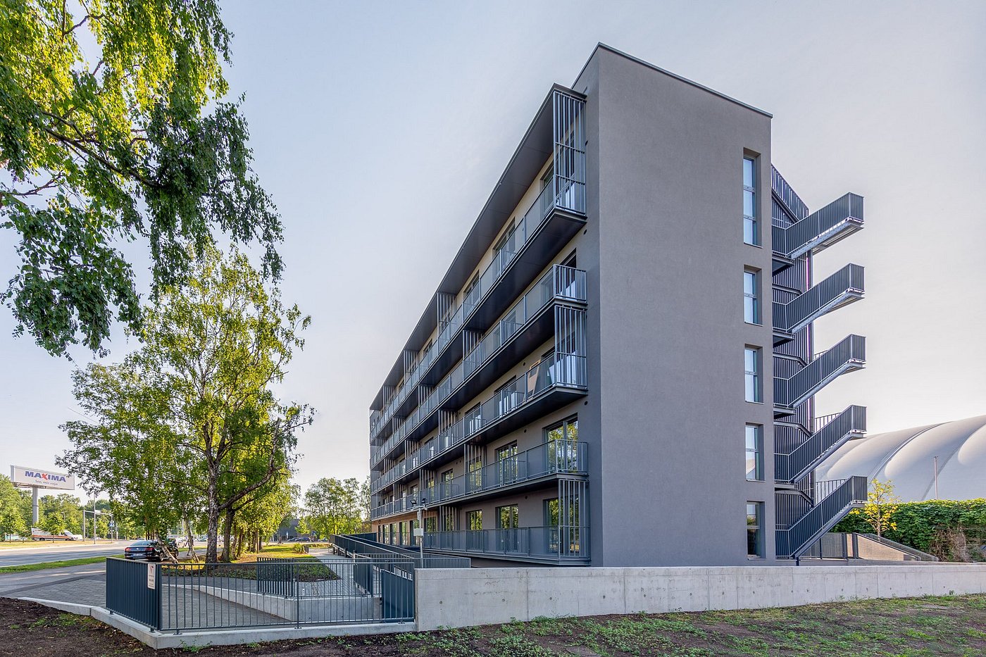 Rocca House — balcony facade and external stairs, photo by Larsen