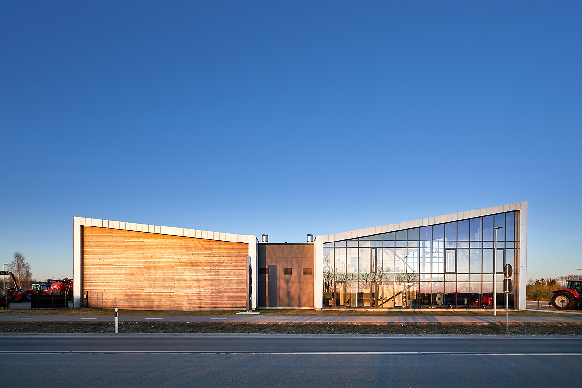Intrac Tartu — sales and service building seen from the approach road
